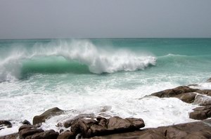 Waves in Socotra