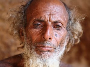 Saalef - old man in Socotra